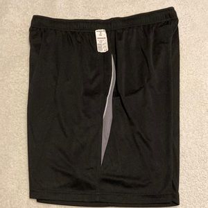 NWT Tek Gear black polyester lightweight basketball shorts with pockets Size XXL